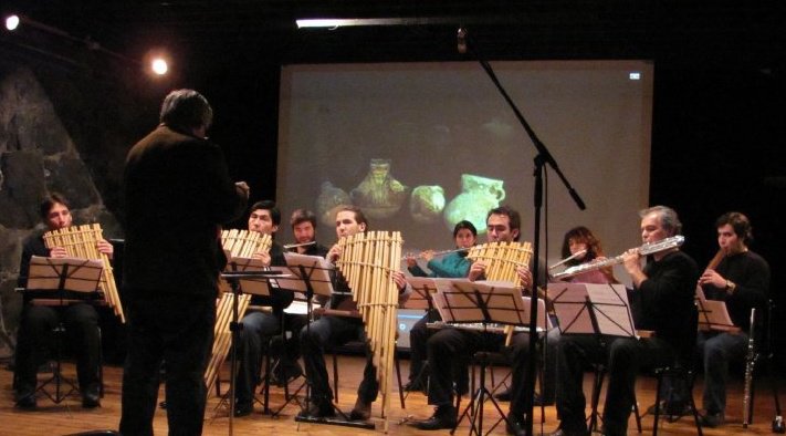 ORQUESTA DE FLAUTAS DE CHILE, TIENE COMO PRESIDENTE DE HONOR AL GRAN FLAUTISTA INTERNACIONAL PIERRE-YVES ARTAUD